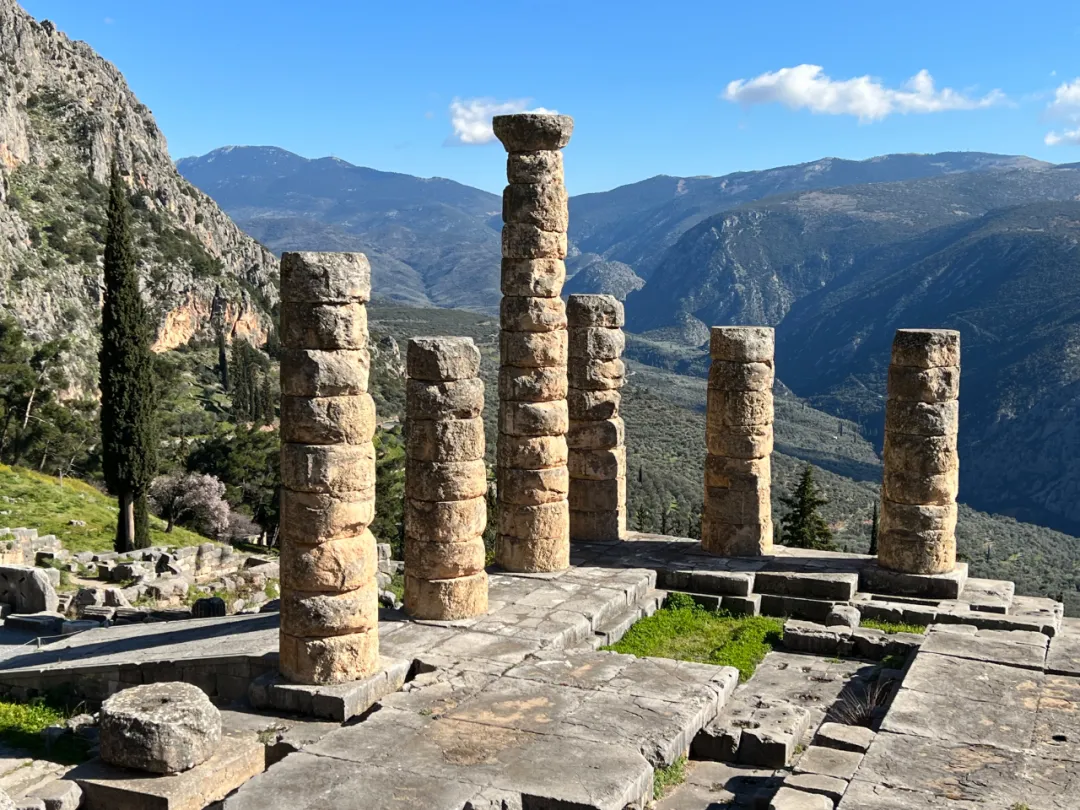 德尔斐阿波罗神庙遗址